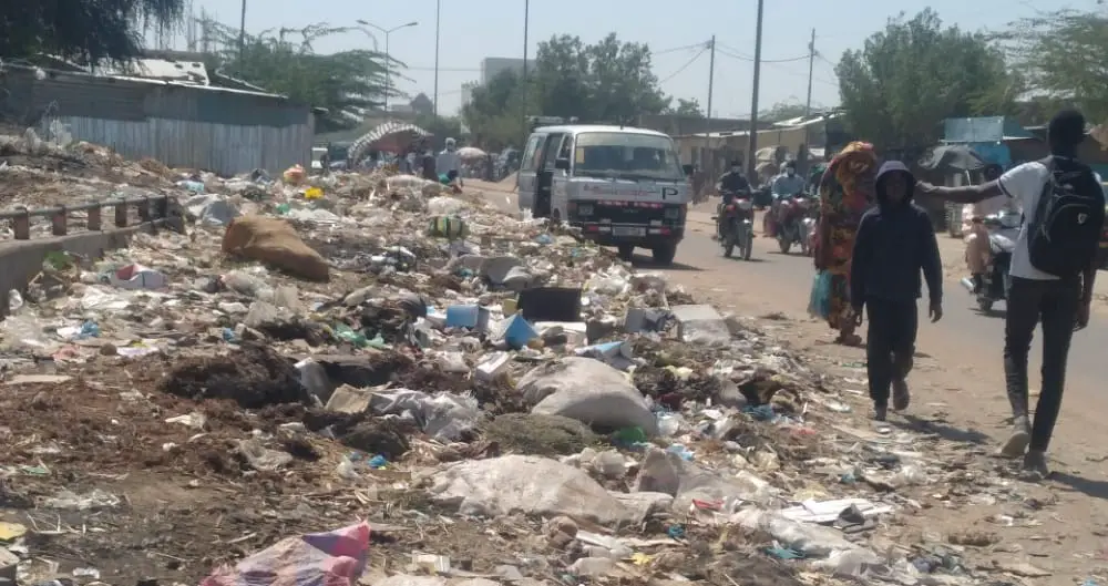 Des déchets à N'Djamena. Illustration © Alwihda Info/Archives