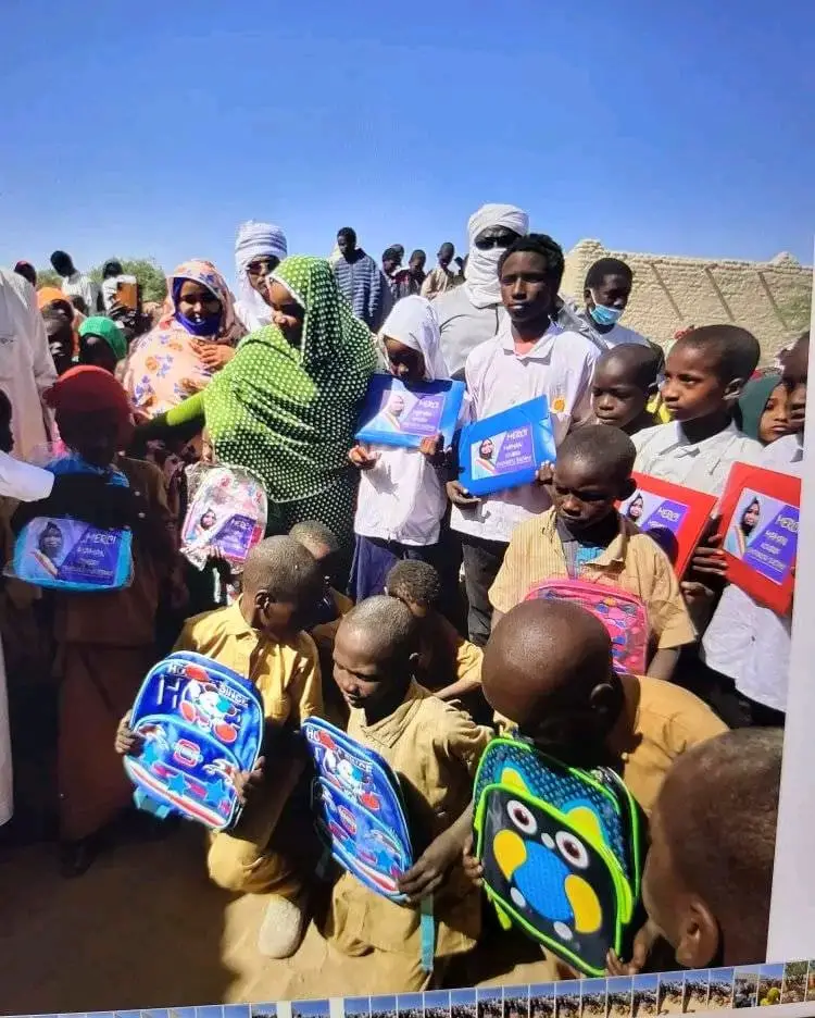 Tchad : des fournitures scolaires offertes aux élèves de l'école du Centre de Rig-Rig