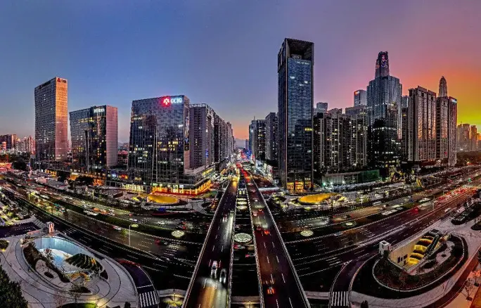 Photo taken on Nov. 13, 2022 shows night view of Futian district, Shenzhen, south China's Guangdong province. (People's Daily Online/Wang Meiyan)