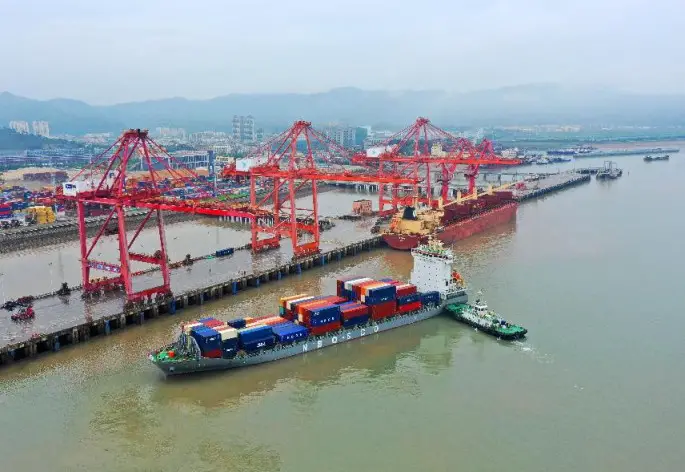 The first direct export shipment under the Regional Comprehensive Economic Partnership starts at the Damaiyu port, Yuhuan, Taizhou, east China's Zhejiang province, June 6, 2022. (Photo by Duan Junli/People's Daily Online)