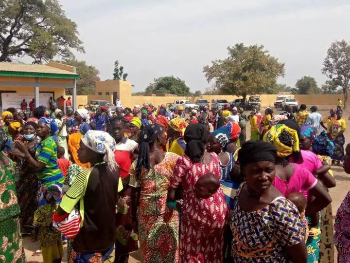 Tchad : le PARCA remet des écoles et lance des transferts monétaires dans la Nya Pendé