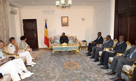 Tchad : L’ambassadrice de France reçue par le Président Deby. Crédit photo : Ambassade de France