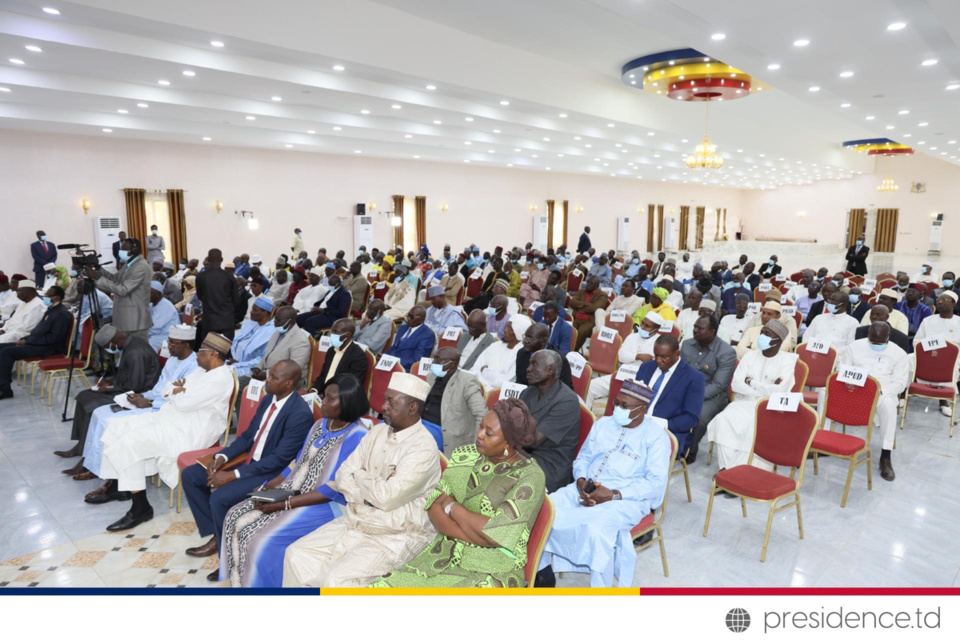 Tchad : mise en place d'un cadre de concertation des partis politiques en période de transition Tchad : mise en place d'un cadre de concertation des partis politiques en période de transition