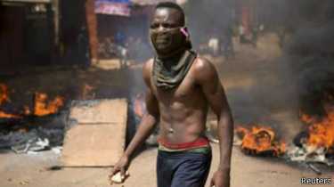 Burkina Faso: Des affrontements entre groupes de jeunes gens et la police