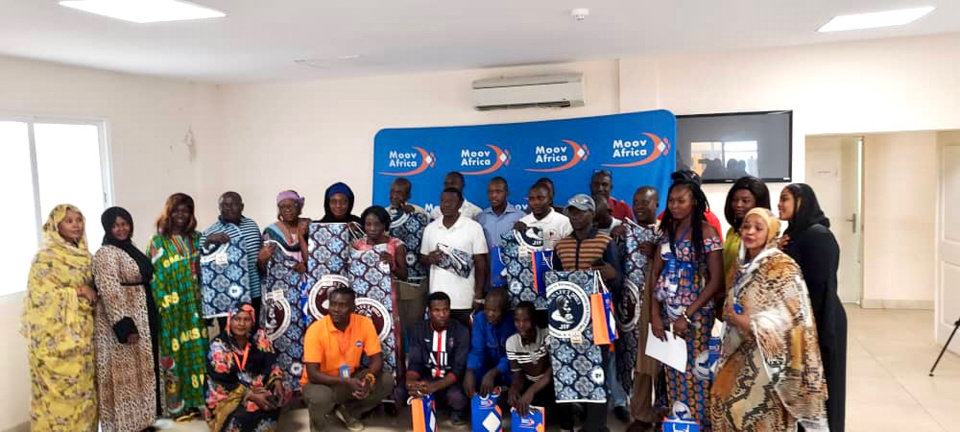 Tchad : Moov Africa offre des PAGNES 08 MARS 2023 à ses abonnés à l’occasion du mois de la FEMME Tchad : Moov Africa offre des PAGNES 08 MARS 2023 à ses abonnés à l’occasion du mois de la FEMME