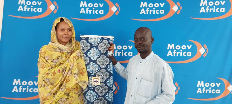 Tchad : Moov Africa offre des PAGNES 08 MARS 2023 à ses abonnés à l’occasion du mois de la FEMME Tchad : Moov Africa offre des PAGNES 08 MARS 2023 à ses abonnés à l’occasion du mois de la FEMME