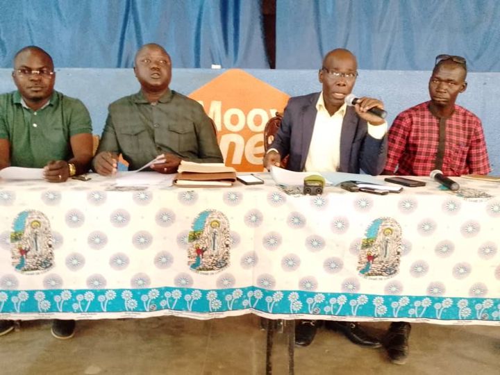 Tchad : non à la privatisation de la cimenterie de Baoré ! Tchad : non à la privatisation de la cimenterie de Baoré !