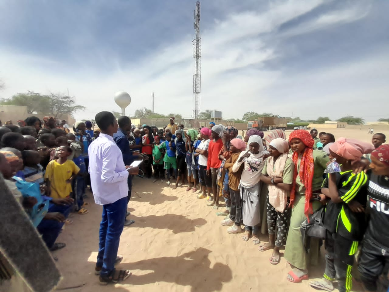 Tchad : le sport au service de la paix, un match de football organisé pour la JIF au Kanem