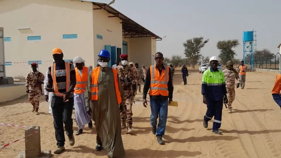Tchad : au Batha, le gouverneur de la province inspecte la centrale électrique d'Ati
