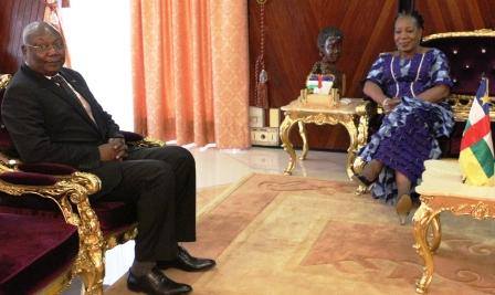 Centrafrique : Martin Ziguélé reçu par la Présidente de la Transition