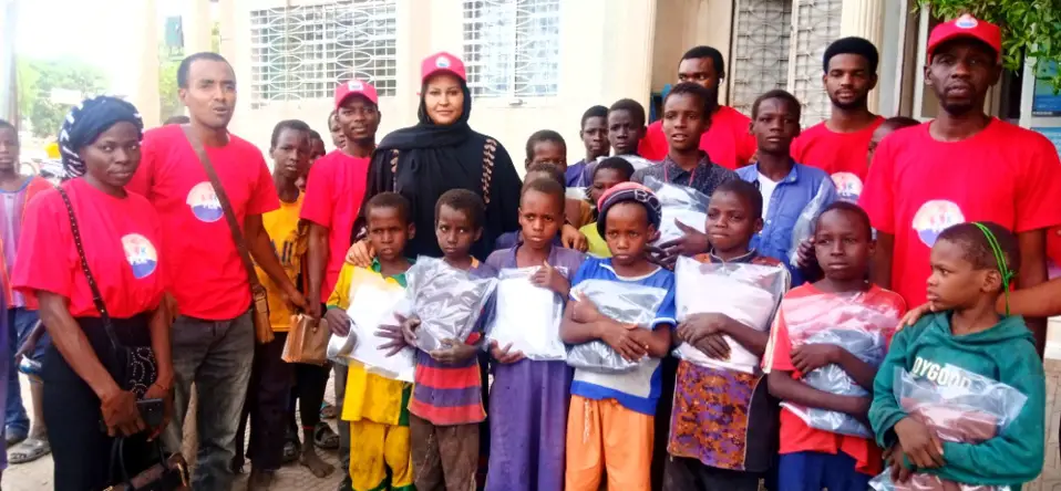Tchad : la Fondation Lumière des Enfants offre des habits pour l'Aïd aux enfants défavorisés