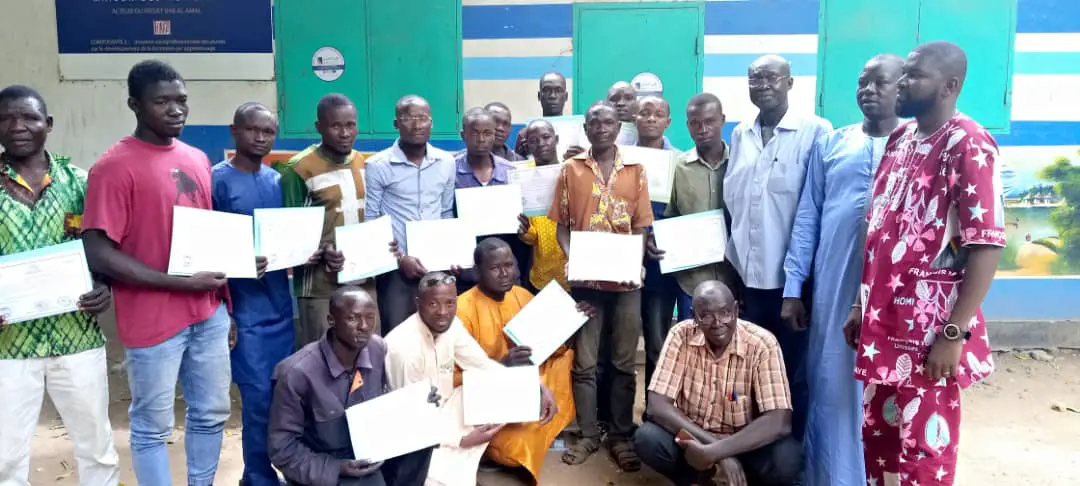 Tchad : 40 jeunes réparateurs d'engins à deux roues de Sarh diplômés après une année de formation