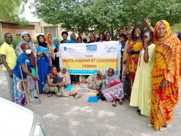 Tchad : des femmes sensibilisées sur leurs droits et sur le leadership 