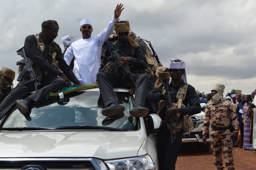 Tchad : fin de la tournée de fausses promesses et de charme