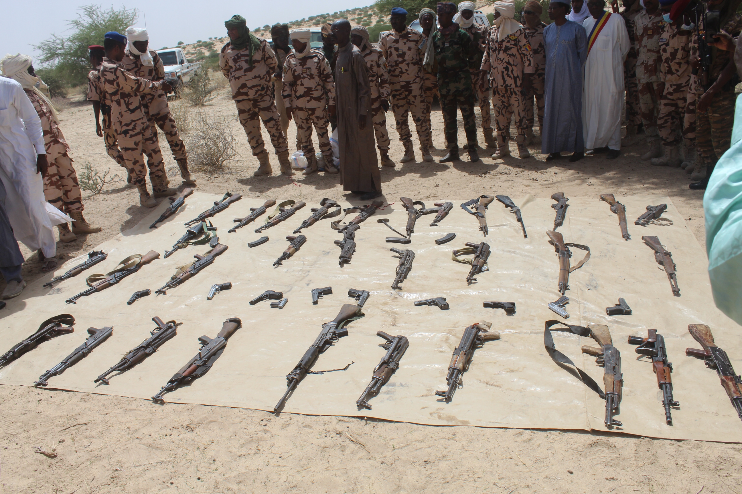 Tchad : 44 armes saisies et des produits prohibés incinérés au Kanem
