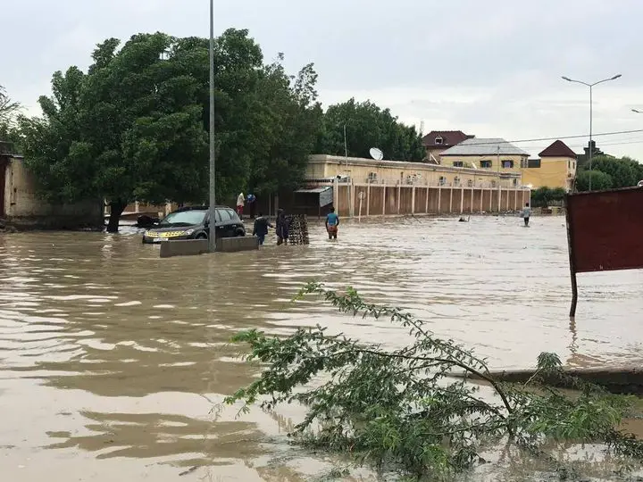 Tchad : le PM rencontre l'équipe municipale de N'Djamena pour les mesures contre les inondations