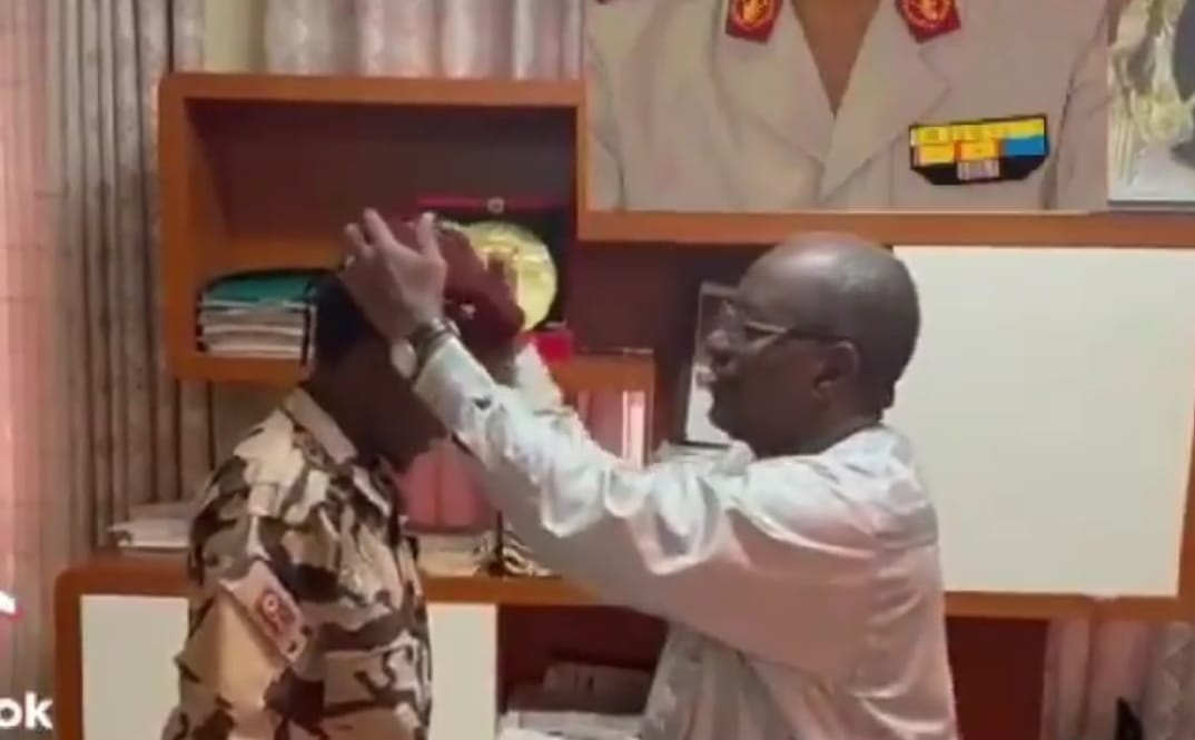 Tchad : un élève officier renvoyé pour falsification de décret et usurpation du grade de général