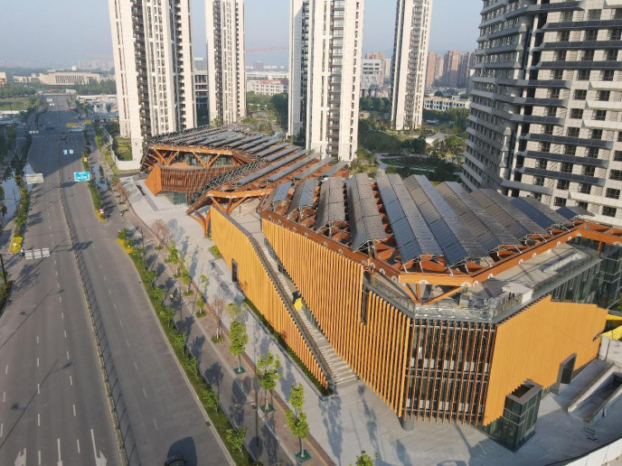 Photo shows the service center of a residential complex for talents in Jiangbei New Area, Nanjing, east China's Jiangsu province. (Photo by Wu Jun/People's Daily Online)