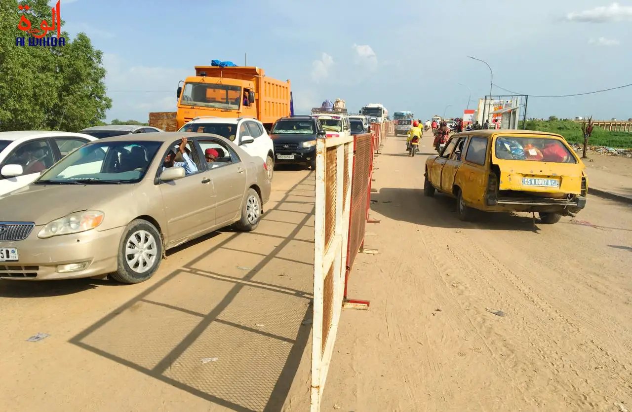 Barrages policiers sur le pont à double voies de N'Djamena : une réponse à l'incivisme routier