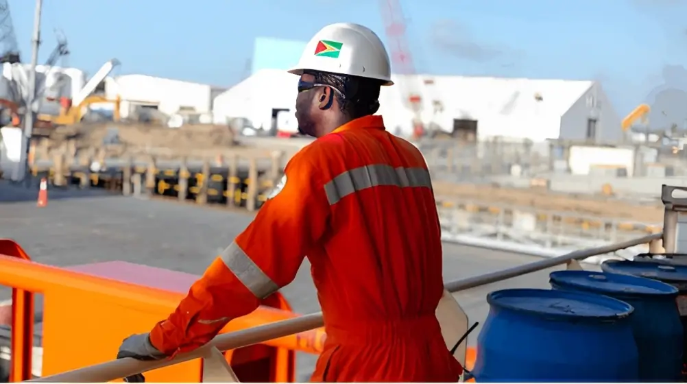 De la découverte à la première production : Ce que la zone pétrolière pionnière la plus chaude d'Afrique - la Namibie - peut apprendre de la Guyane