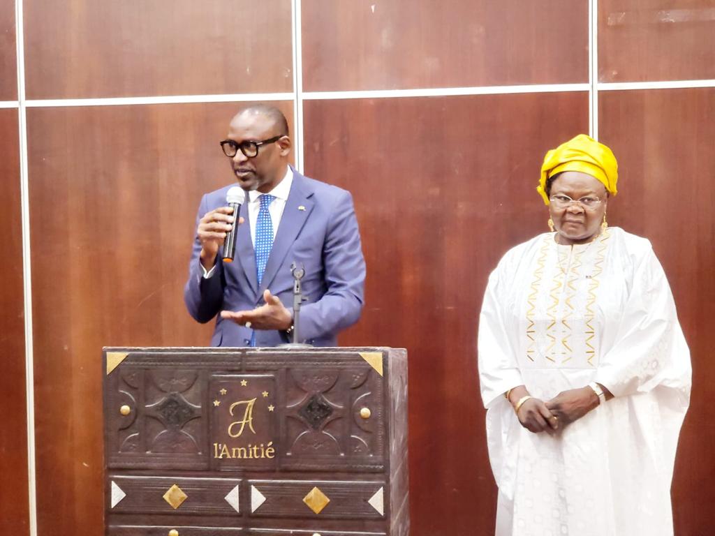 Mali : Neldikingar Madjimta Kalzeubé devient doyenne des ambassadeurs Mali : Neldikingar Madjimta Kalzeubé devient doyenne des ambassadeurs