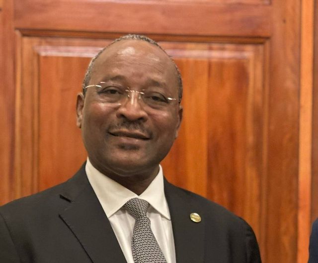 Niger : le chef de la diplomatie appelle à s'opposer au coup d'État