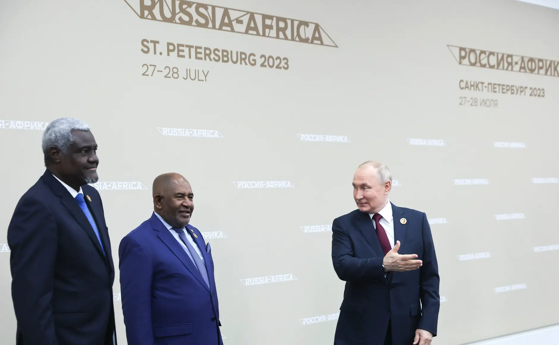 Poutine : "la Russie est prête à contribuer au renforcement de la souveraineté des pays africains"