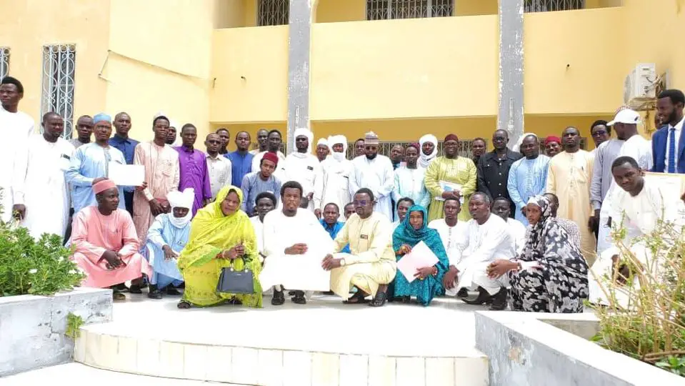 Tchad : le gouverneur du Ouaddaï honoré par le CNJT pour son engagement en faveur de la paix