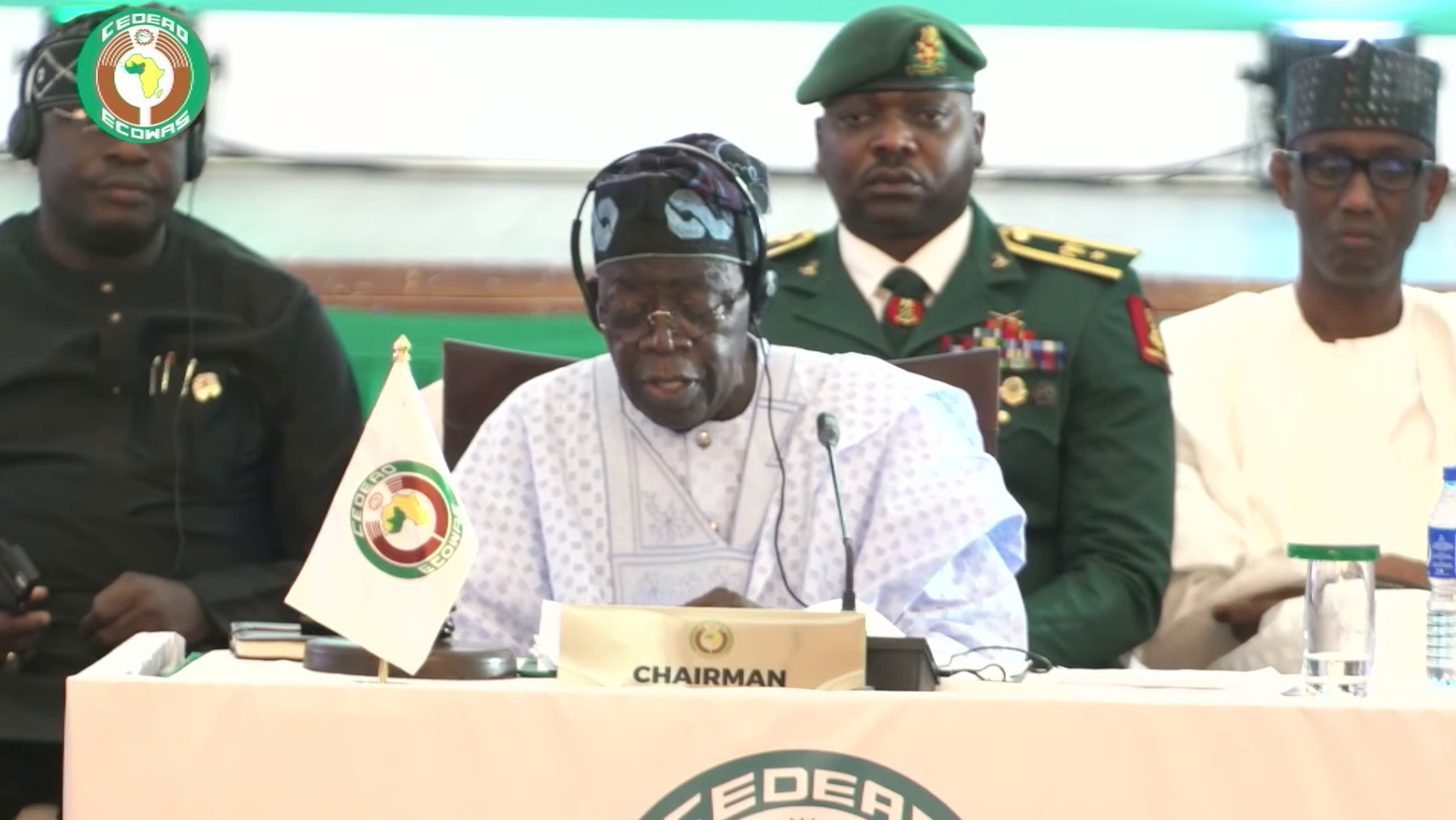 Niger : la CEDEAO décide de mobiliser sa force d'intervention pour l'option militaire Niger : la CEDEAO décide de mobiliser sa force d'intervention pour l'option militaire