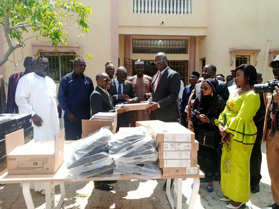 Tchad : Le CNCP doté de matériels informatiques et bureautiques