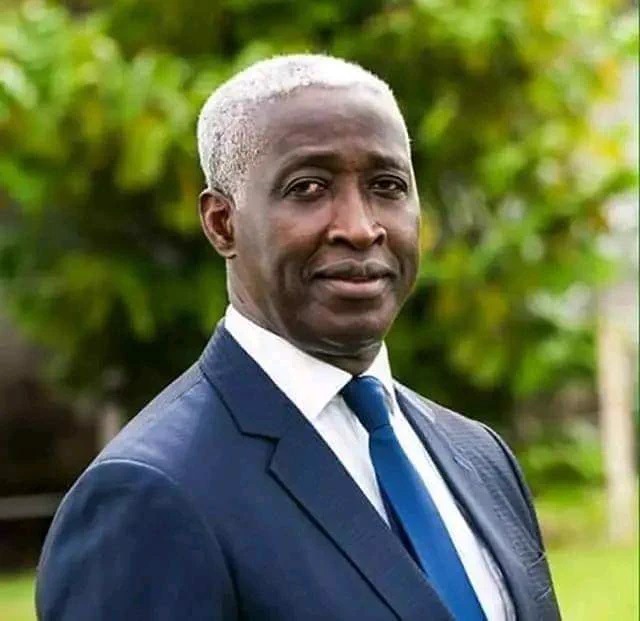 Gabon : Raymond Ndong Sima, nommé premier ministre de la transition