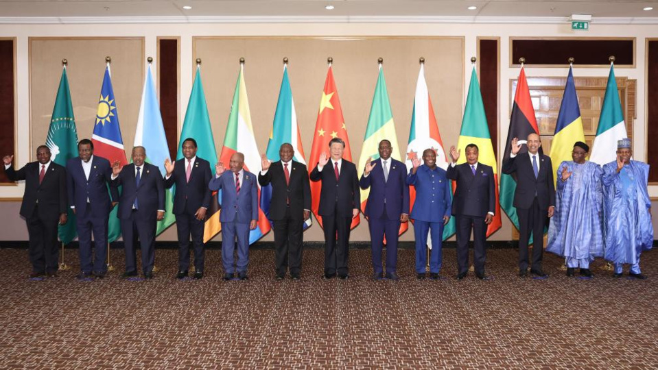Chinese President Xi Jinping (C) poses for a group photo with participants attending the China-Africa Leaders' Dialogue in Johannesburg, South Africa, August 24, 2023. /Xinhua Chinese President Xi Jinping (C) poses for a group photo with participants attending the China-Africa Leaders' Dialogue in Johannesburg, South Africa, August 24, 2023. /Xinhua