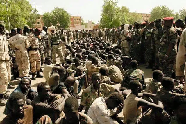 Une centaine de combattants de Boko Haram capturés par l'armée tchadienne. Crédits photo : Sources