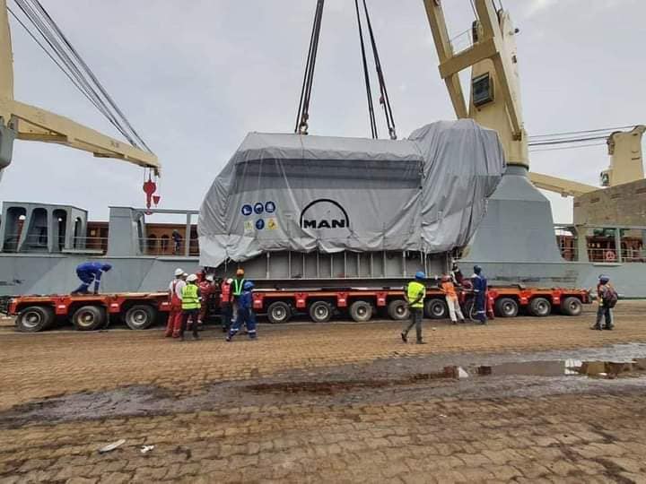 Mali : 13 groupes électrogènes sur 27 achetés par le gouvernement prennent feu lors des tests Mali : 13 groupes électrogènes sur 27 achetés par le gouvernement prennent feu lors des tests