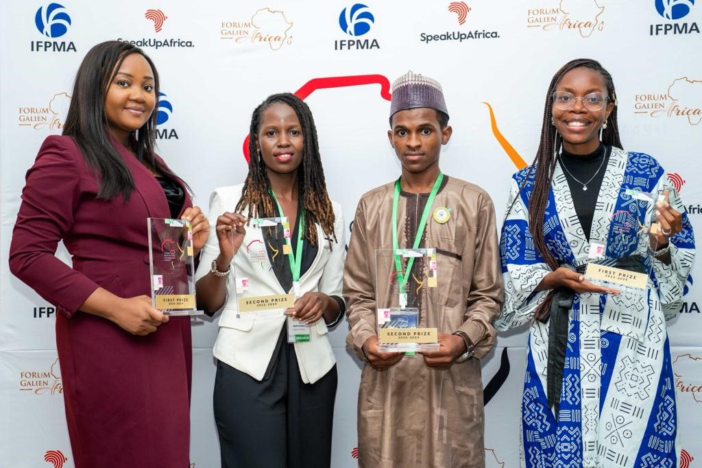 Quatre innovateurs reçoivent le Prix des Jeunes Innovateurs Africains pour la Santé pour leur contribution à la couverture sanitaire universelle