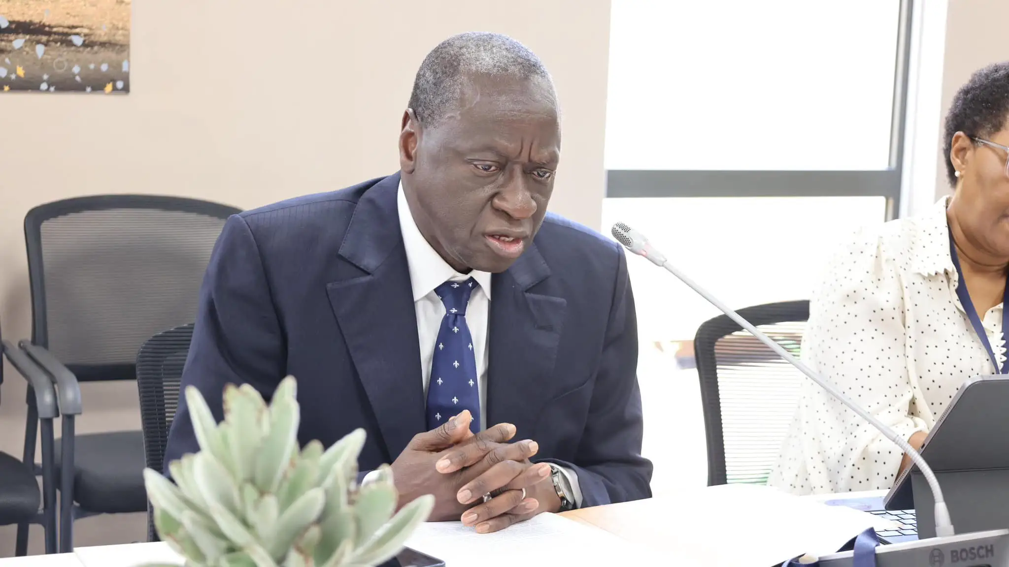 Tchad : Le ministre de la prospective économique échange avec des partenariats internationaux et le vice-président de l’Afrique de l’Ouest et l’Afrique centrale de la banque mondiale