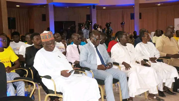 Tchad : les jeunes au cœur des défis pour une énergie propre Tchad : les jeunes au cœur des défis pour une énergie propre