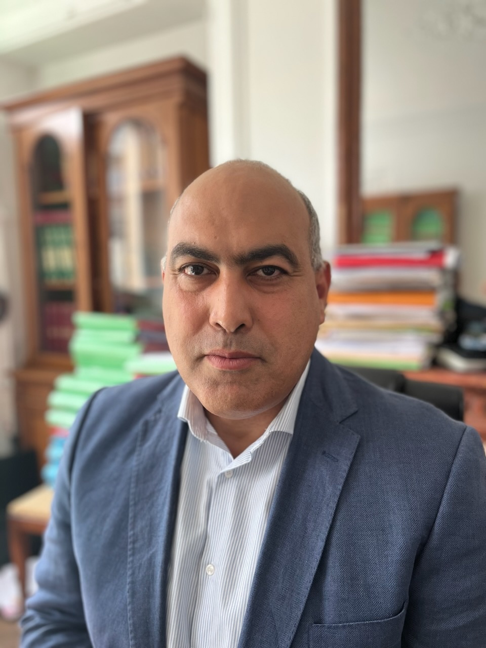 Refus de délivrance de titre de séjour « salarié » avec OQTF et IRTF : Le tribunal annule l’arrêté du préfet et confirme les principes de l’accord franco-algérien  Refus de délivrance de titre de séjour « salarié » avec OQTF et IRTF : Le tribunal annule l’arrêté du préfet et confirme les principes de l’accord franco-algérien