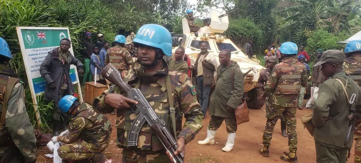 Des soldats de la paix de l'ONU patrouillent dans le village de Logo, dans le territoire de Djugu. Photo : un.org