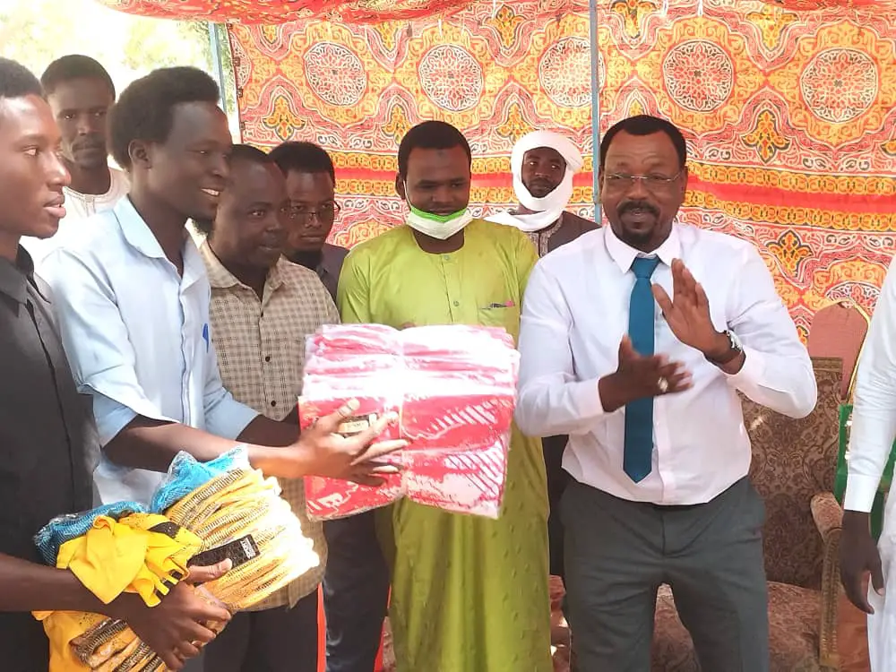 Tchad : l'USTA d'Ati reçoit un don d'équipements sportifs
