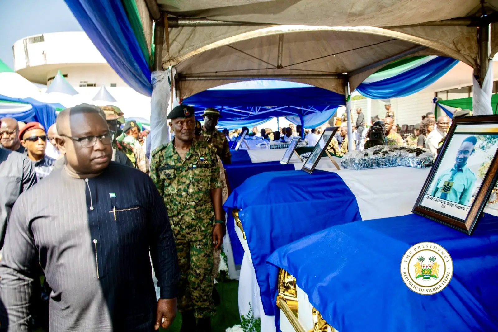 Tentative de coup d’Etat en Sierra Leone : La nation rend hommage aux 18 soldats tués