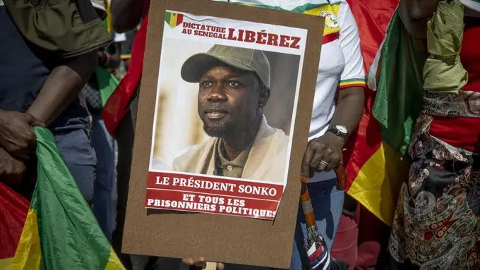 Présidentielle sénégalaise : le tribunal de Dakar demande la réintégration de Sonko sur les listes électorales