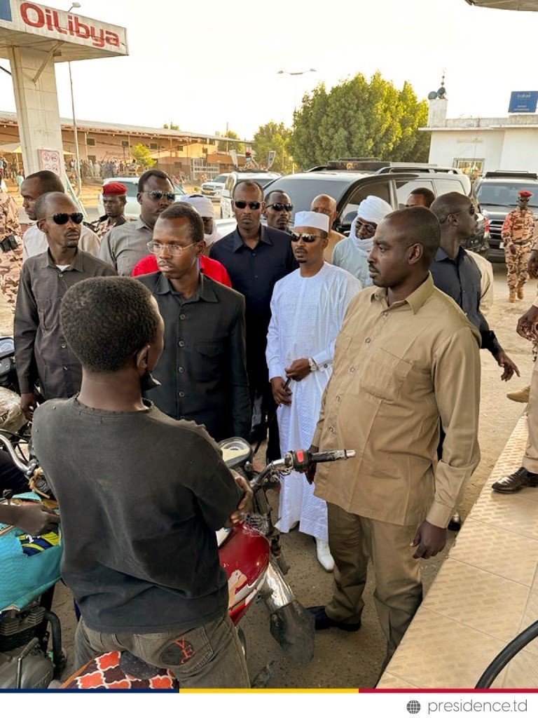 La rareté de carburant au Tchad : Le Président de la République manifeste une profonde préoccupation à l'égard de la situation