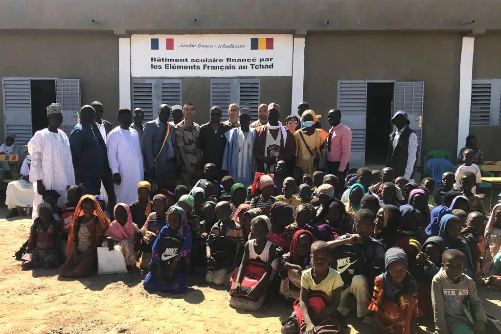 Tchad : réception des bâtiments scolaires financés par l’armée française dans le 1er arrondissement
