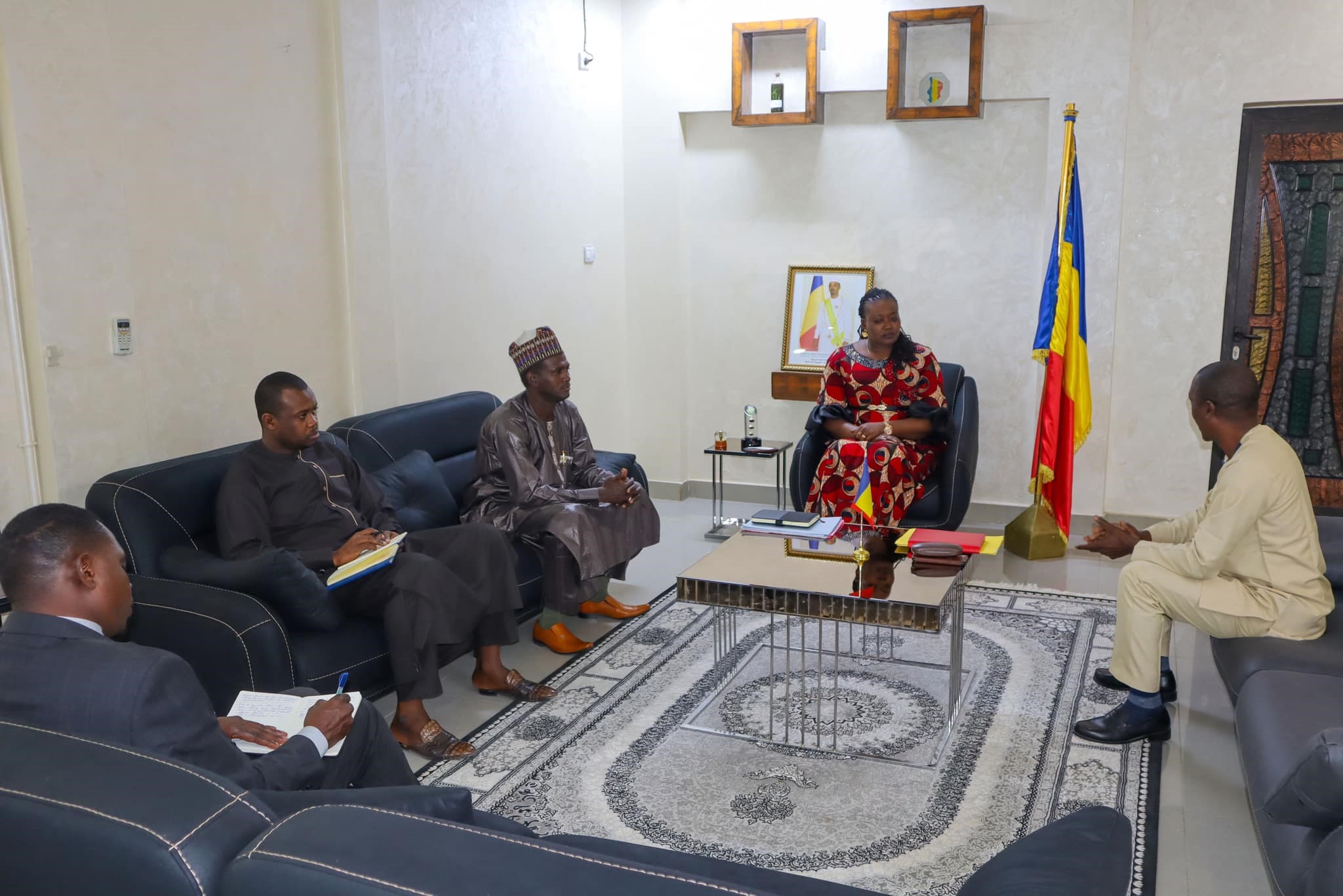 Tchad : Le ministère des Hydrocarbures scrute sur le projet de mise en place d’un cadre formel de réflexion pour soutien aux entreprises locales dans la participation aux travaux de maintenance programmée de la raffinerie