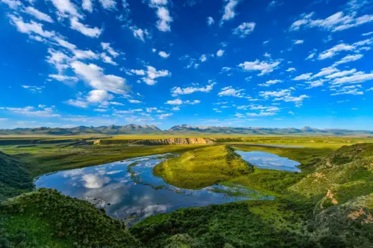 Photo shows beautiful scenery of Henan Mongolian autonomous county, northwest China's Qinghai province. (Photo provided by Henan Mongolian autonomous county)