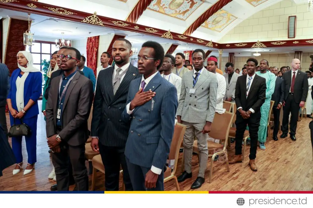 Tchad : Le Chef de l’Etat achève sa visite en Russie par une rencontre avec la colonie Tchadienne