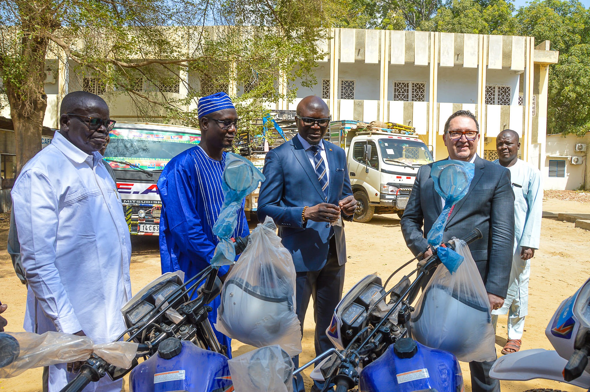 Le Tchad : un appui de l'UNICEF au ministère de l'Éducation nationale avec du matériel roulant et du bureau