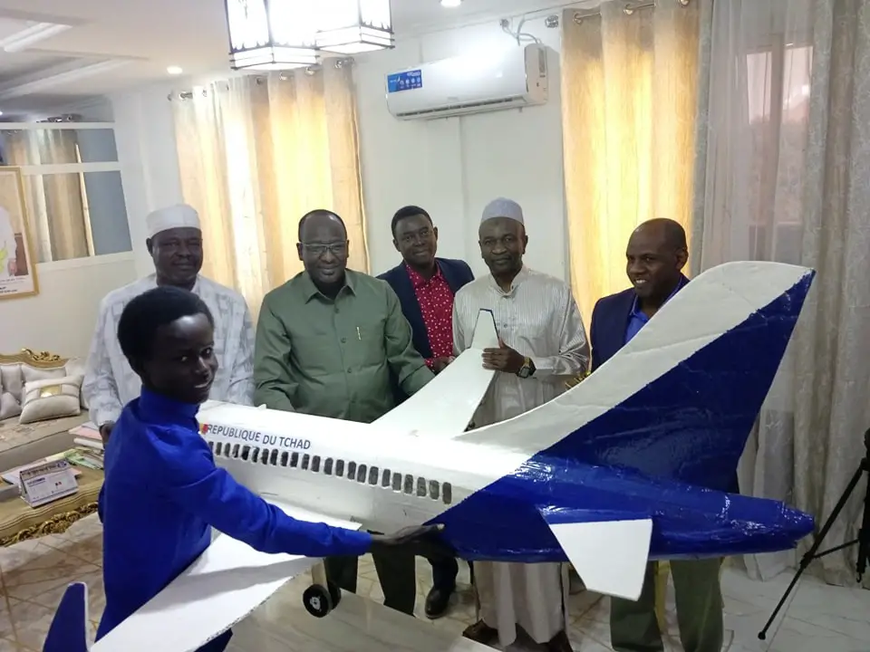 Tchad : Mahadi Adey Ali, le jeune créateur Tchadien des avions à base des produits locaux