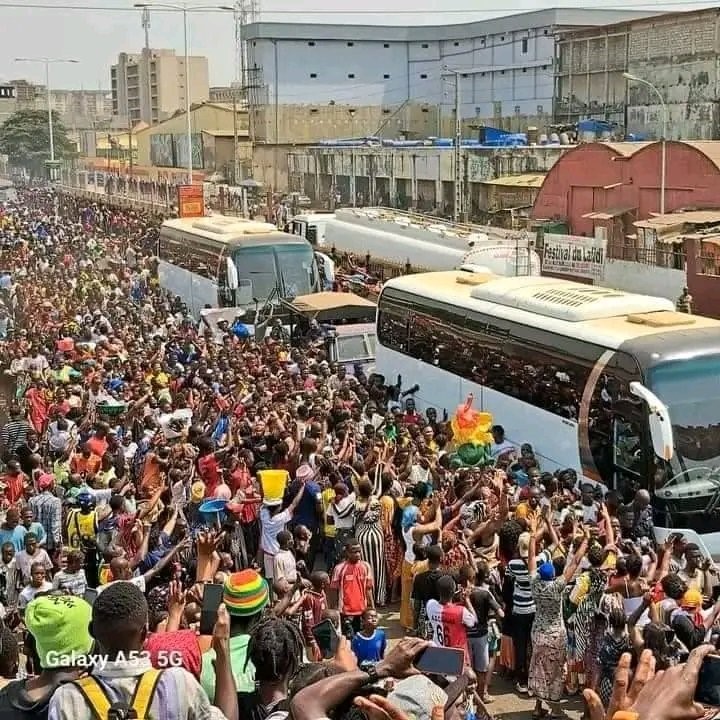 Guinée Conakry : Une forte mobilisation ce dimanche pour accueillir le Syli National à l'aéroport Guinée Conakry : Une forte mobilisation ce dimanche pour accueillir le Syli National à l'aéroport